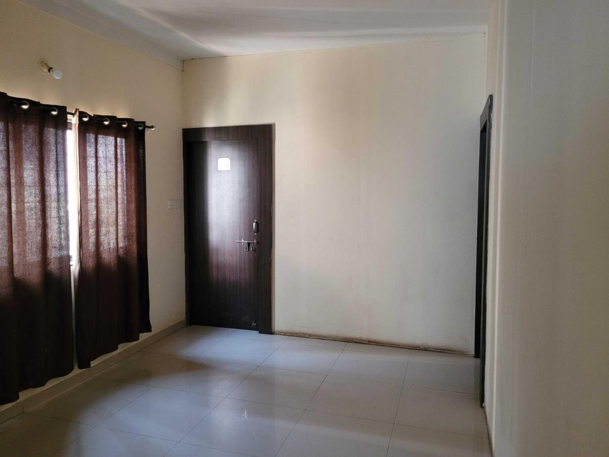 Spot On 72974 Gokul Lodge Pune Exterior foto
